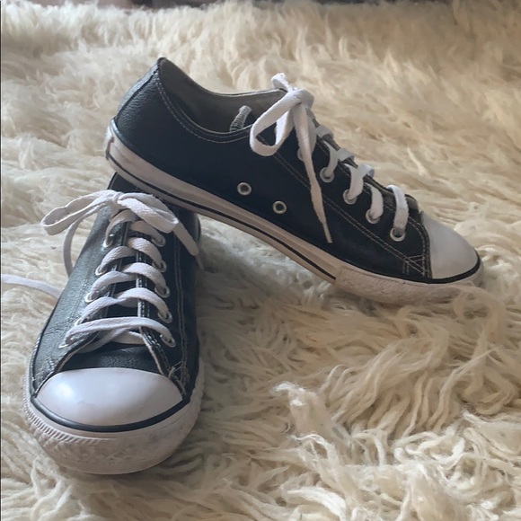 ladies white leather converse size 5